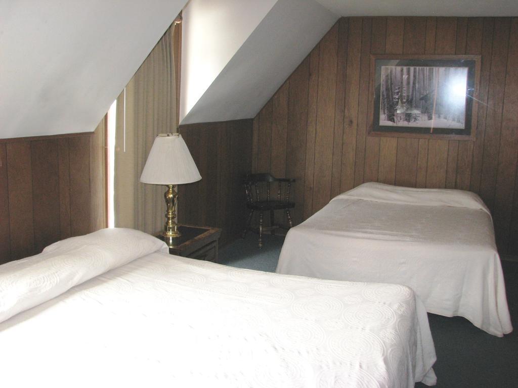 Beaver Village Lodge Winter Park Room photo